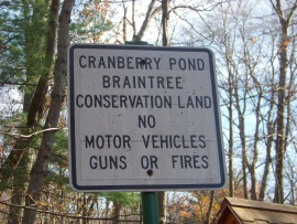 trail head of red dot trail at cranberry pond