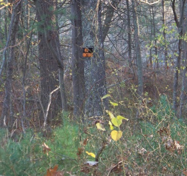 no hunting sign on whitman hanson trail