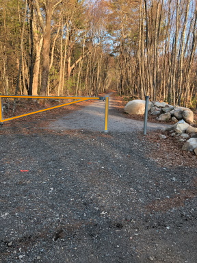 Trail leading into the Litchfield Preserve.