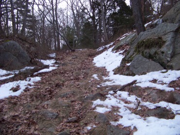 rocky climb to great brewster woods