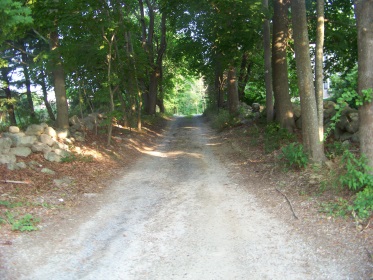 looking down bates lane in scituate