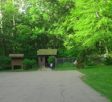 Mount Blue Spring and it's parking area at Wompatuck State Park.
