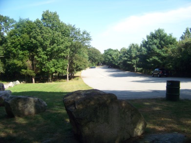 weymouth side parking lot at pond meadow park