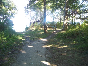 sandy side trail at end of atlantic st on sea side trail