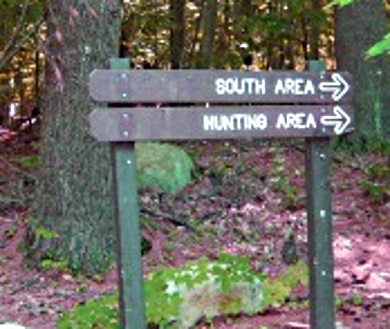 Hunting and South Area sign used to access Holly Pond directly.